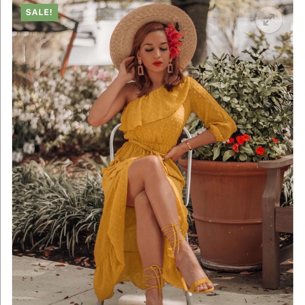 Yellow one shoulder maxi - Divine Avenue Aus